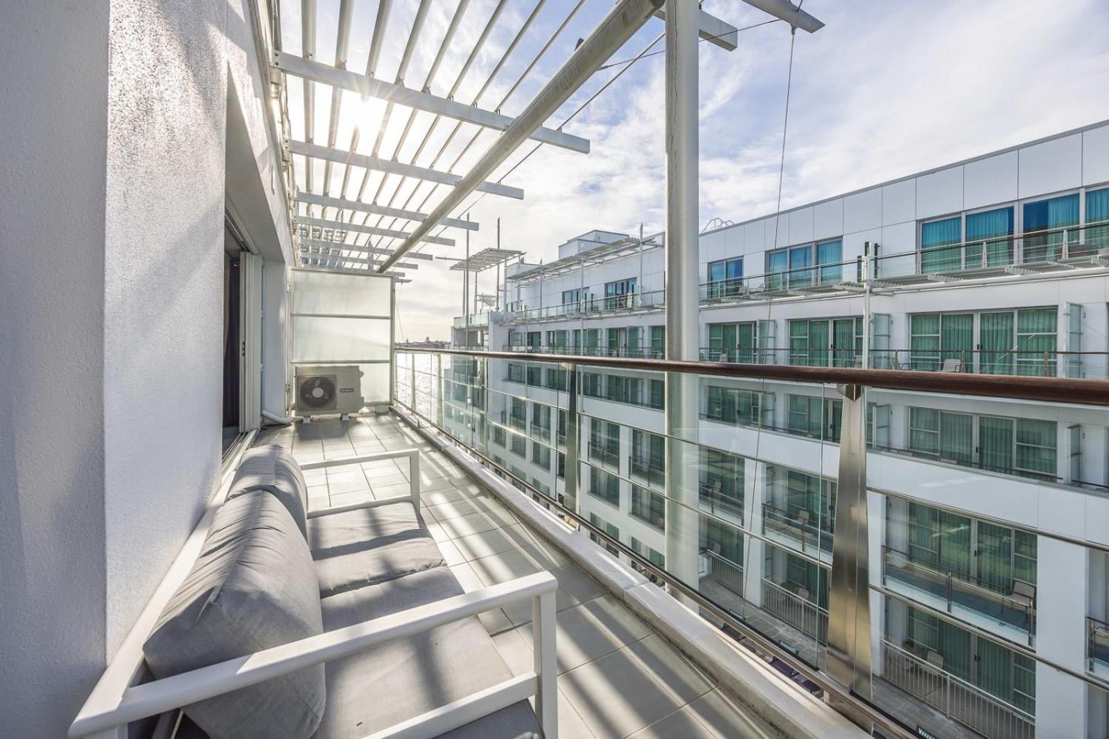Beautiful Renovated 2 X Bdrm,Perfect Location Apartamento Auckland Exterior foto