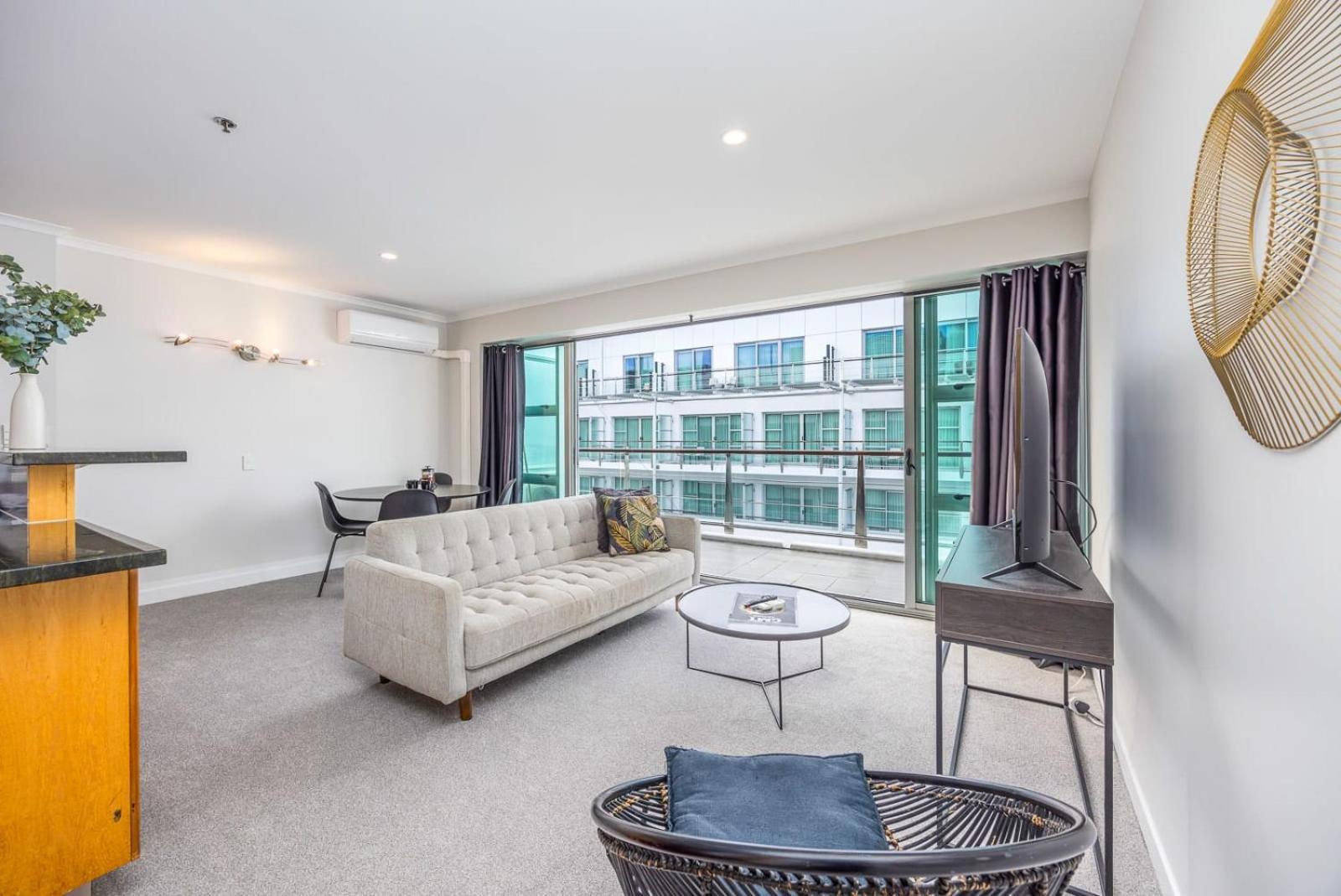 Beautiful Renovated 2 X Bdrm,Perfect Location Apartamento Auckland Exterior foto